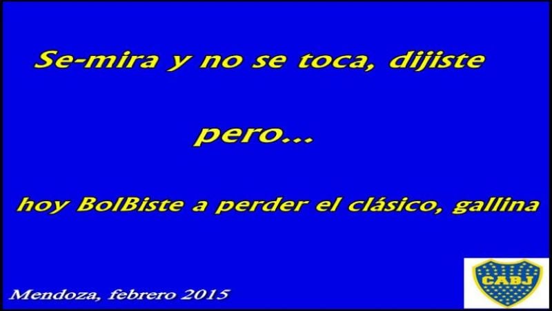 No podían faltar los afiches con cargadas de Boca hacia River