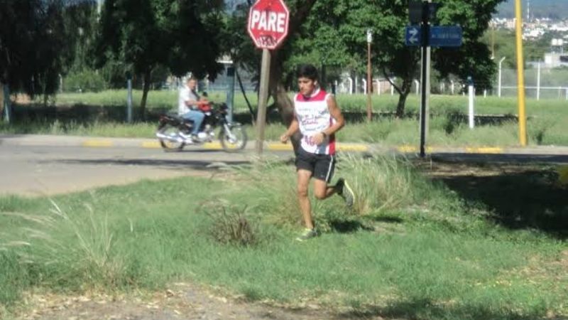 Natalia Barizone y Micael Aragón, adelante en el primer evaluativo