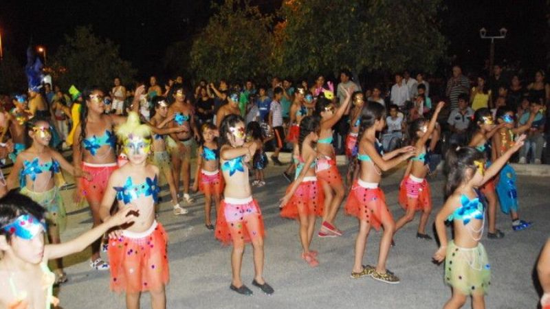 Mañana se presentan los Carnavales Federales de la Alegría