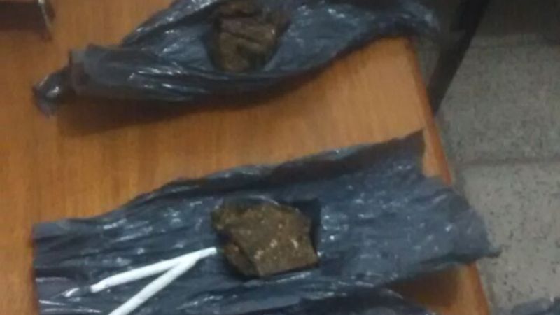 Tenían pedido de arresto, y fueron aprehendidos