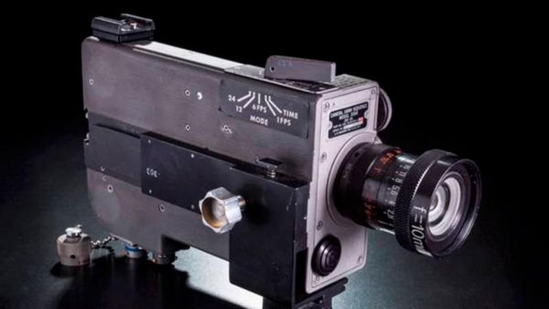 Hallan la cámara con la que Armstrong filmó la llegada a la Luna