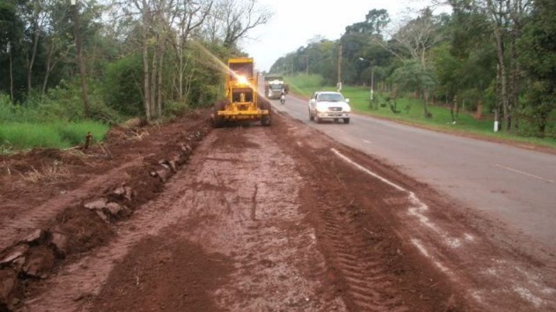 Advertencia por tareas en banquinas y en los cruces de ríos