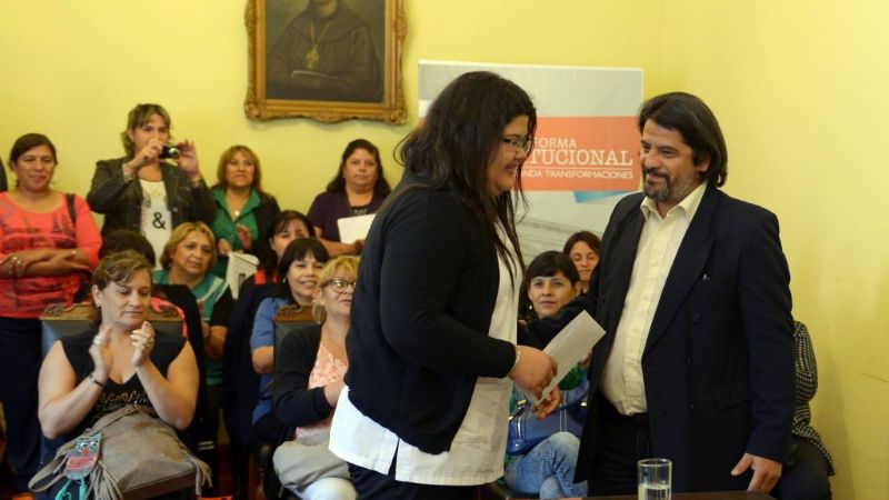 Corpacci y Ariza entregaron Tarjetas Ticket  a Directores de escuelas