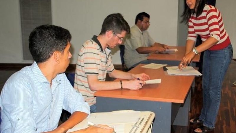 Tomaron el 1° examen a los aspirantes a la carrera de cine