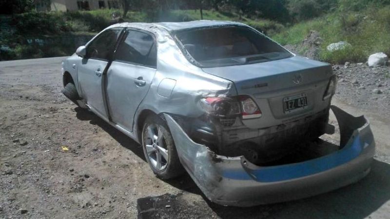 Familia de Buenos Aires volcó cerca de Pirquitas