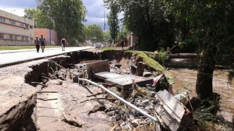 Suman 7 los muertos por el temporal en Sierras Chicas