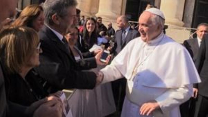 El papa Francisco a familiares de 18J: "De mí esperen todo"