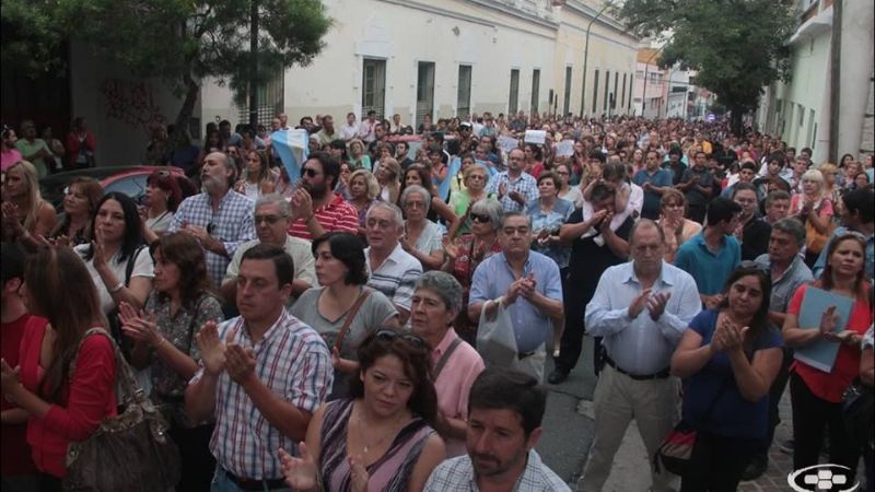 Fiscales y dirigentes radicales en la Marcha del Silencio