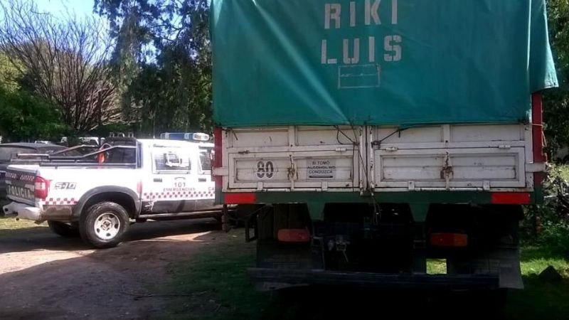 Tucumanos detenidos por ofrecer elementos de dudosa procedencia