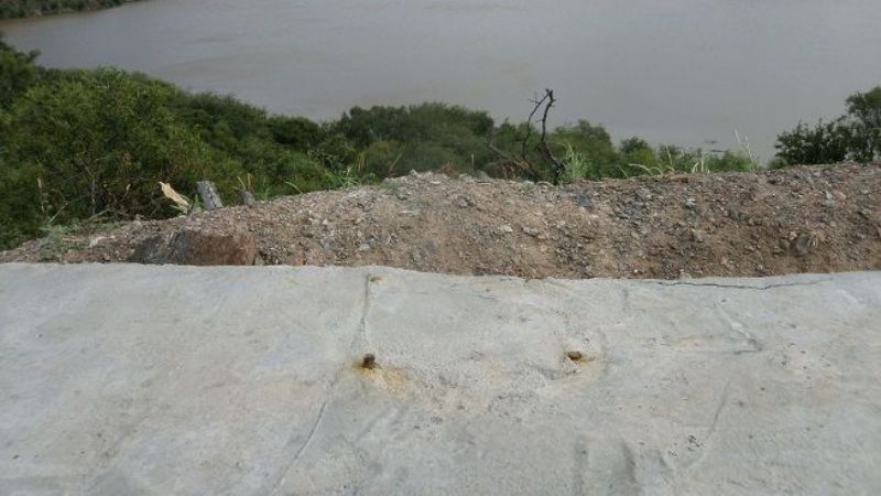 Destrozaron el mirador del Dique Las Pirquitas