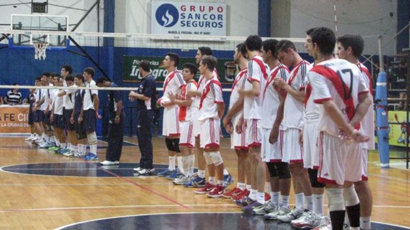 Ateneo Mariano Moreno frente a la Selección Menor y River, en el “Poli”