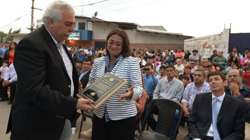 Multitudinario acto de Lucía en Los Altos