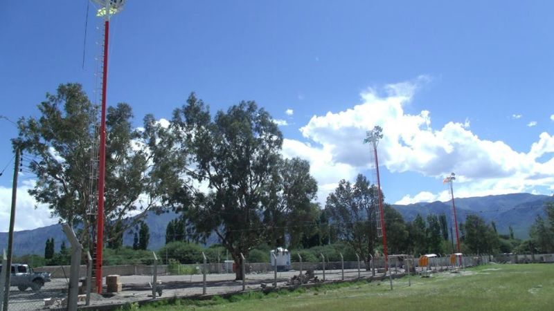 Ultiman detalles para inaugurar la iluminación del polideportivo