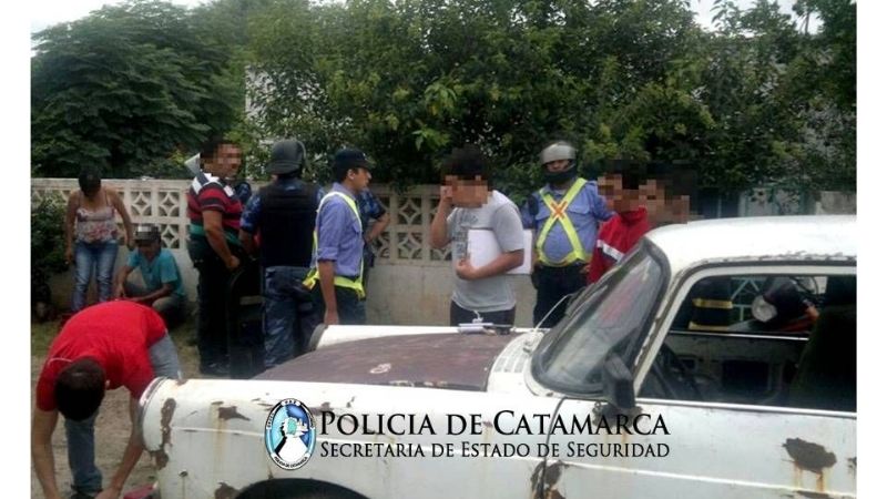 Motociclistas detenidos con droga