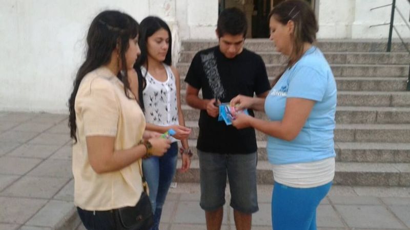 Menecier: “Queremos que los jóvenes catamarqueños sientan nuestro apoyo”