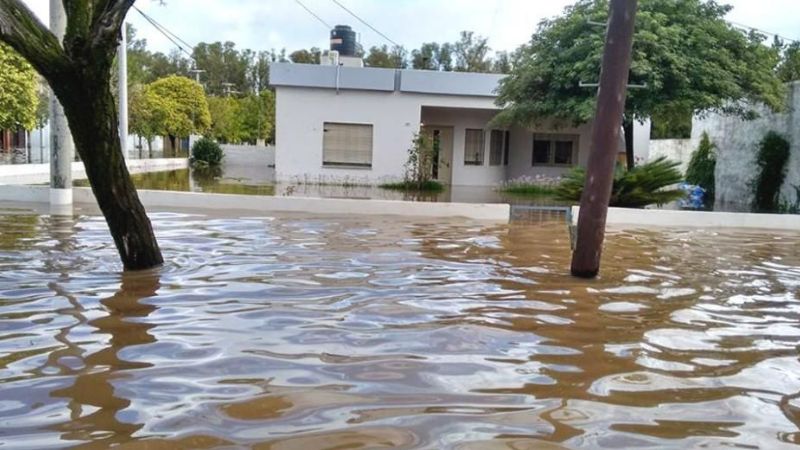 900 evacuados en Córdoba