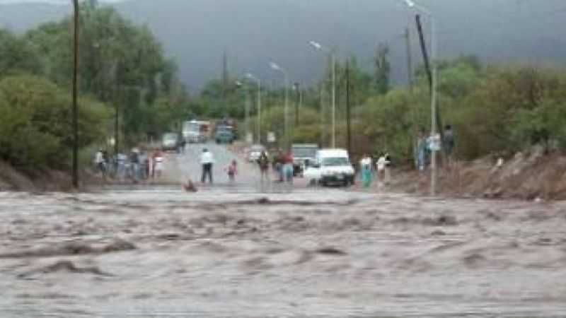 Buscan asistencia para los inundados