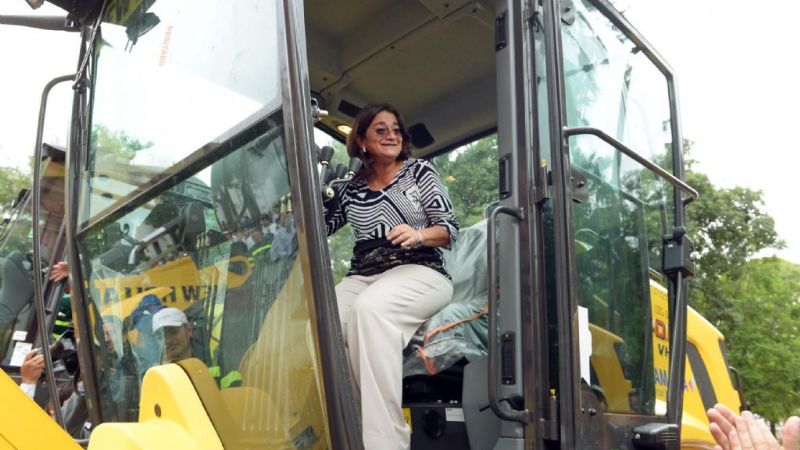 Lucía entregó maquinaria a Vialidad Provincial