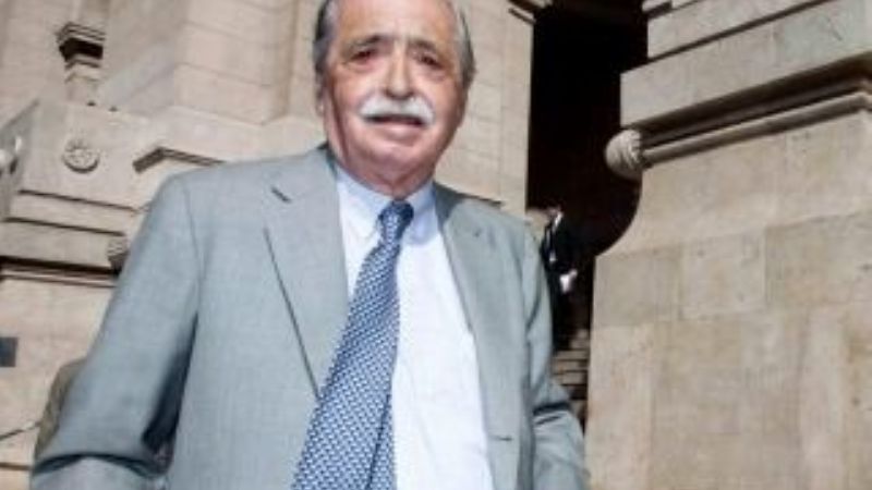 El Gobierno Nacional expresó su dolor por la muerte de Strassera