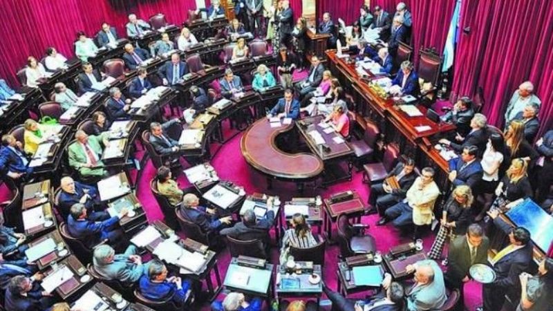 Con cambios, el Senado votó sus autoridades