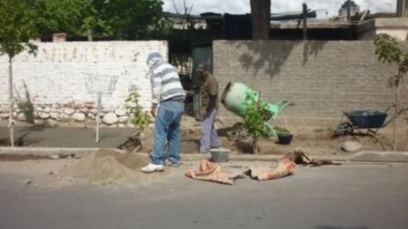 Más cordones y veredas en los barrios santamarianos