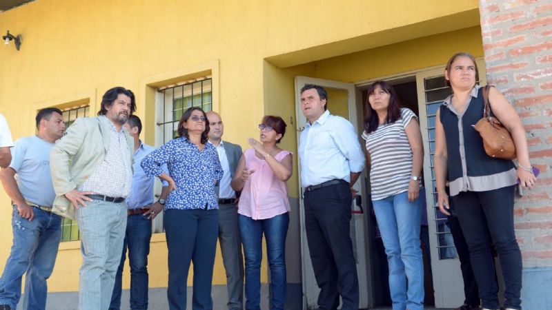 Lucía recorrió más escuelas junto al ministro Ariza