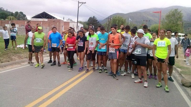 Castro y Leiva se quedaron con la 8va. Maratón del Llastay