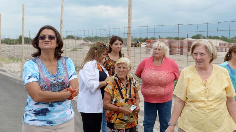 Lucía recorrió obras en el norte y sur capitalino