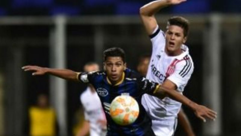 Estudiantes perdió en Ecuador y espera revertir en La Plata