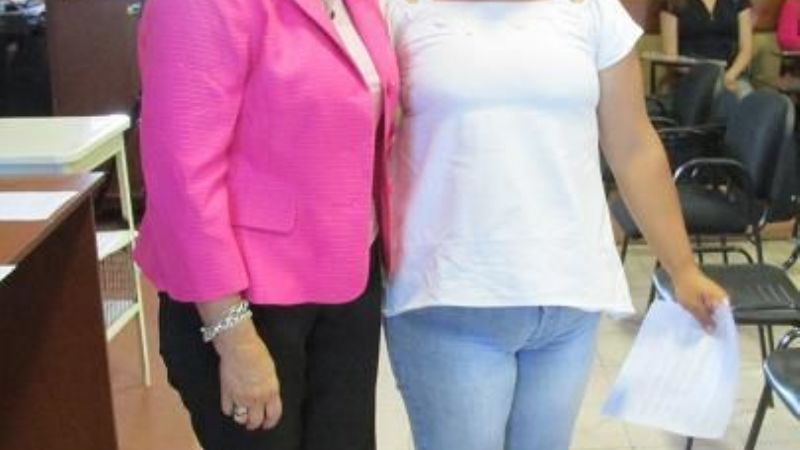 Contrato de empleo público para el personal del Hospital de Niños