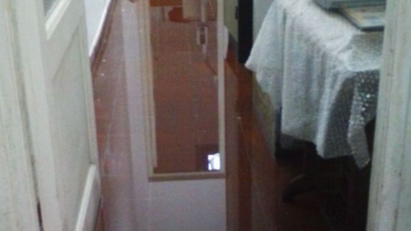 Funcionarios en Los Varela por las quejas del estado deplorable del hospital