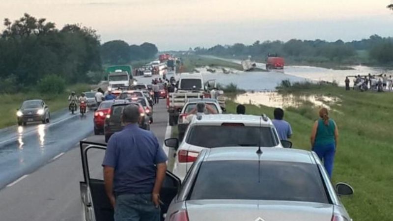 Piden circular con precaución por la autopista entre Tucumán y Famaillá