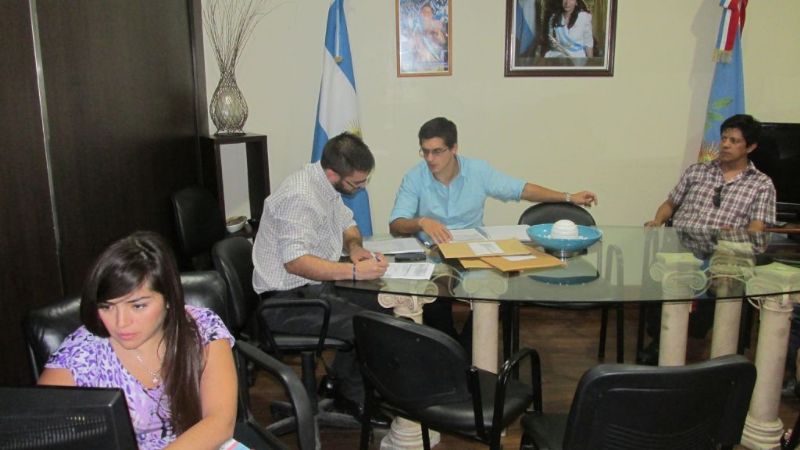 Apertura de sobres para equipamiento destinado al nuevo hospital de Andalgalá