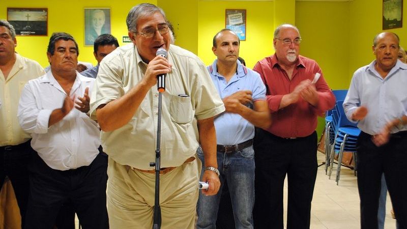 Roberto González asumió por un nuevo período al frente del CEC