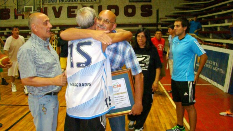 El Maxibasquetbol lanzó el torneo Apertura “Marcelo Lizárraga”