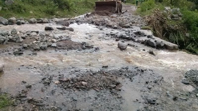 Sigue intransitable la Cuesta del Clavillo de Aconquija a Tucumán