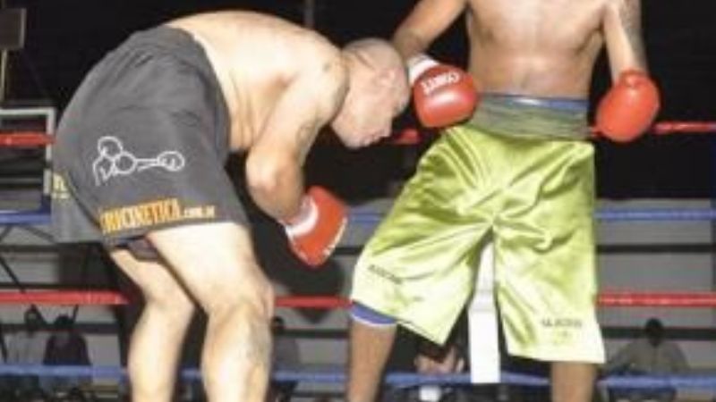 “La Cobra” Bulacios ganó por puntos en Junín y por TV