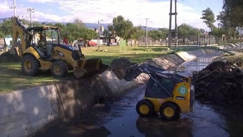 Trabajos para evitar desbordes y anegamientos