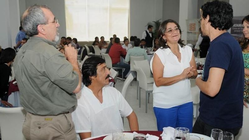 La Gobernadora compartió un almuerzo con artesanos