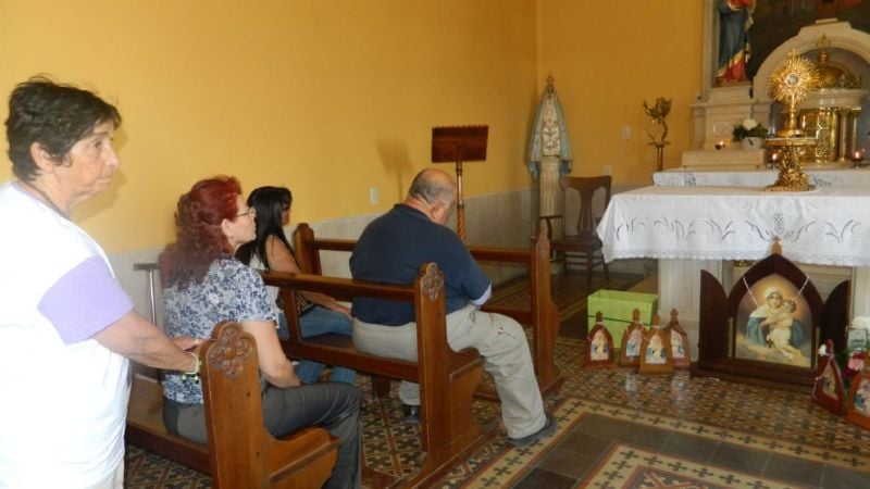 Mil “Avemaría” por los sacerdotes y religiosos