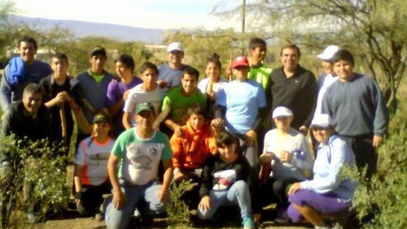 Agrupación “Pedro Roberto Arias” inaugura su predio deportivo