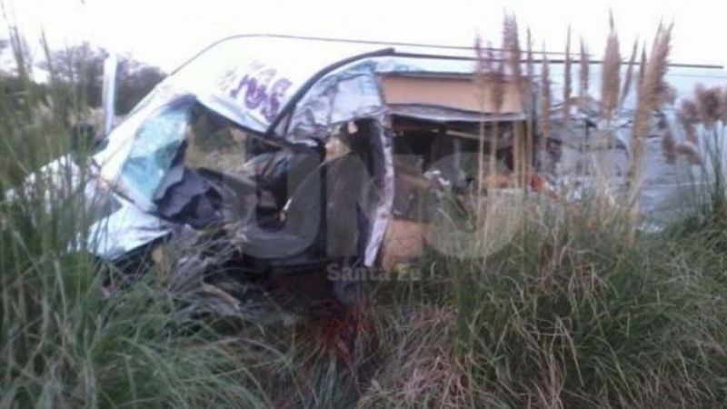 Dos músicos fallecieron en un choque frontal en Santa Fe