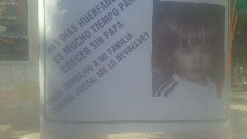 Rodrigo amenaza con encadenarse pidiendo a la Justicia por Theo