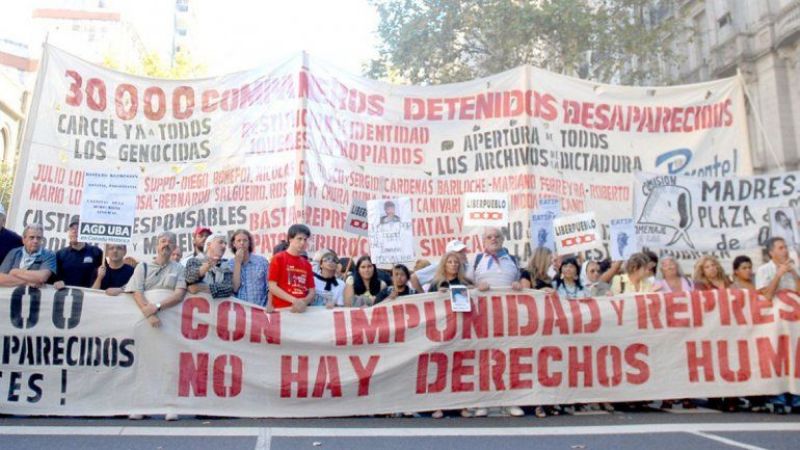 A 39 años del golpe militar, habrá dos actos en la Plaza de Mayo