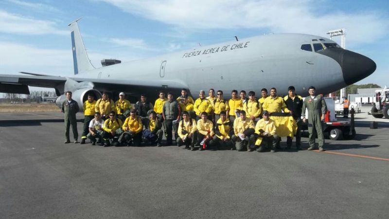 Brigadistas catamarqueños brindan ayuda en Chile