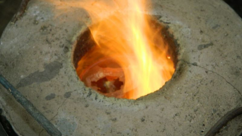 Jornada de capacitación laboral en fundición de metales