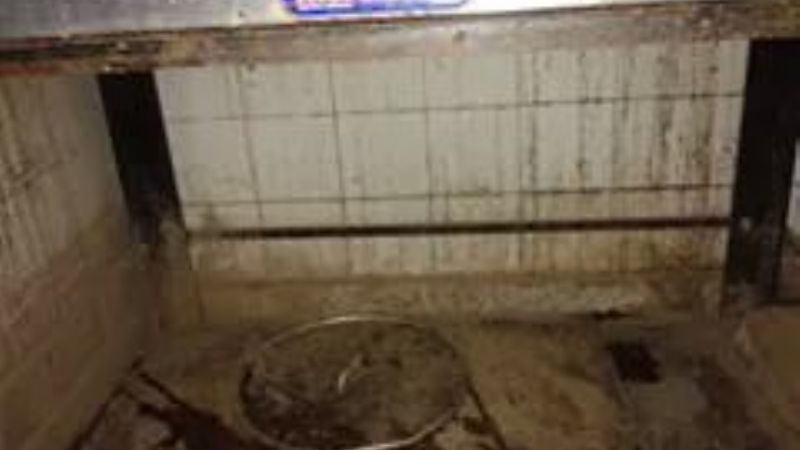 Protesta de padres en Bañado de Ovanta