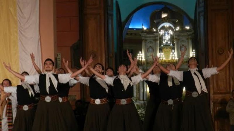 Audición para conformar el cuerpo de bailarines del Ballet Folclórico