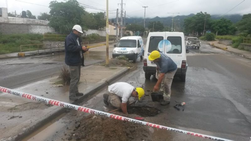 Servicio restringido de agua potable en distintas zonas de la Capital