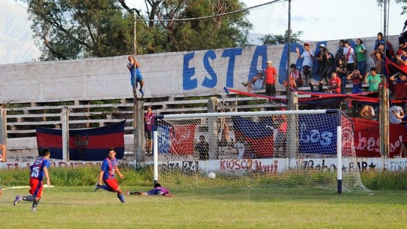 San Martín de Recreo “copó” V. Viejo y venció a Obreros